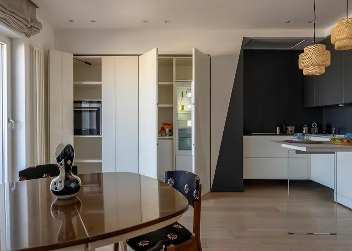 Guesthost - Attico Umbertino Design With Terrace * Bari