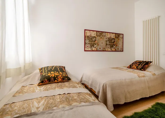 Guesthost - Attico Umbertino Design With Terrace *