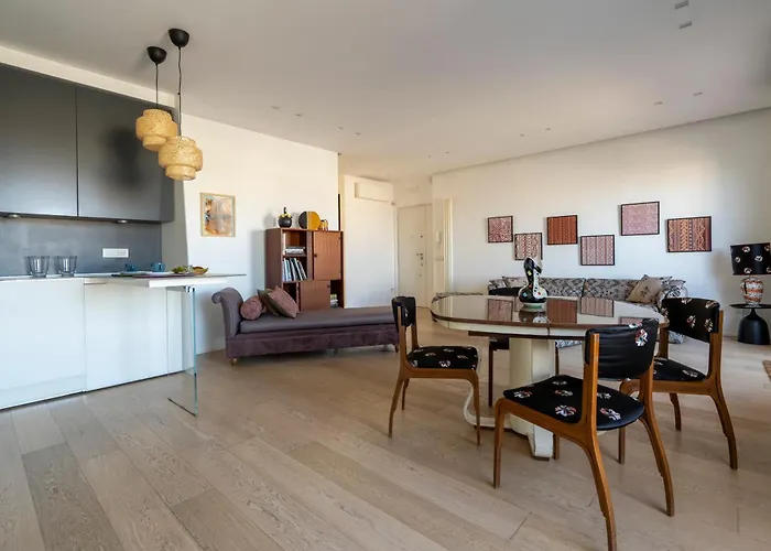 Guesthost - Attico Umbertino Design With Terrace Apartamento Bari