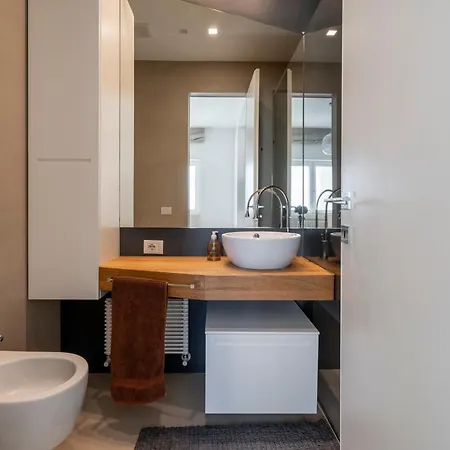 Guesthost - Attico Umbertino Design With Terrace Daire *